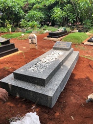 KIJING MAKAM BETON TERLARIS 2 UNDAKAN KHUSUS DEWASA