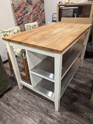 Kitchen Island 廚房中島木枱 (有兩層層架置物結合高桌使用) 連兩張高櫈