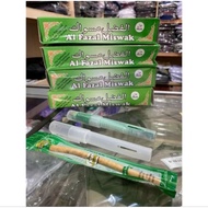 SIWAK USING HOLDER PEN/ SIWAK PLACE/