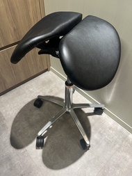 Freemax Saddle Chair Black 馬鞍椅