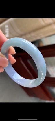 冰種玉鐲 天然翡翠玉鐲 A玉 手鐲 • 糯冰種紫藍翡翠貴妃鐲