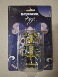 Medicom bearbrick naga  100% thailand lited edition 泰國 限定 蛇神 版本