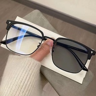 Photochromic Blue Light Glasses with Square Metal Frame, Unisex Retro UV400 Computer Eyewear Kacamat
