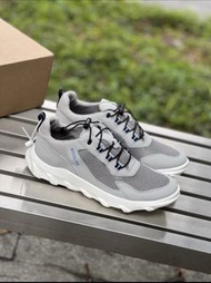 ECCO愛步男鞋新款戶外網面透氣休閒運動鞋