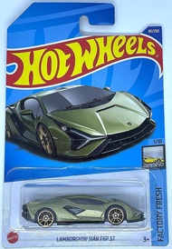 2022 - Lamborghini SIAN FKP 37 - Factory Fresh - 1/10 - Ships Bubble Wrapped in a Box Hot Wheels 202