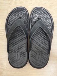 新款Crocs專利鞋墊人字拖 Crocs inmotion literide flip ‘Black’黑