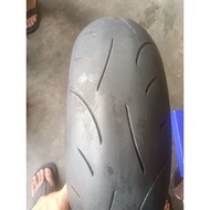 tayar motor saiz 180/55/17 brand Dunlop tahun 20