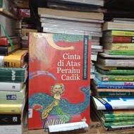 BUKU NOVEL ORIGINAL CINTA DI ATAS PERAHU CADIK