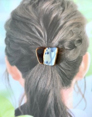 來自海洋的贈禮 海洋陶器 海洋磁磚 金繼 髮飾 髮束 馬尾髮圈 胸針 金色 金 棕色 褐 白 白色 藍色 青