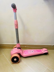 粉紅色兒童滑板車 scooter