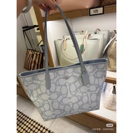 C0ach's New Style City Tote Bag Classic Presbyopic Style Ultra-High Recognition Large Capacity Can B