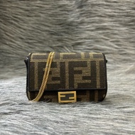 FENDI 7AR844 nano Baguette FF緹花 老花字紋 超迷你法棍金鍊 鑰匙包 零錢包 卡夾 信用卡包 小廢包 口紅包 耳機包 斜背包