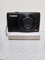 Canon Powershot  S90