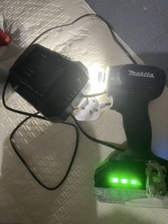 Makita牧田18v起子機173日版跟代用一電一充。90new