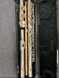 Yamaha YFL372 flute