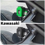 Kawasaki universal Z900 Z400 Z650 NINJA400 Motorcycle brake fluid reservoir protector accessories
