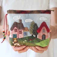 日本拼布袋，適用於化妝品中號。絎縫化妝拼布包。