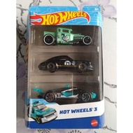 Hot Wheels 3-packs multi-pack exclusives - bone shaker, 71 porsche 911, mach speeder.