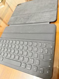 盒子在｜A2038 Apple Smart Keyboard ⌨️ iPad a Pro 11寸