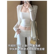 [27302] Korean Streetwear Style Outfit Set, White T-shirt Outfit with Personality Straight Form Chee