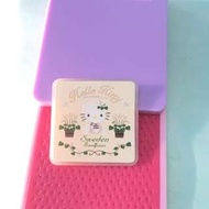 Hello Kitty襟章
