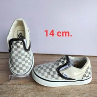 Vans ตาราง 14 cm. รองเท้าเด็กแบรนด์แท้มือสอง