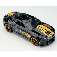 Hotwheels Neon Speeders 2025 Mix 2 - 2018 Copo Camaro SS (Metal Base)