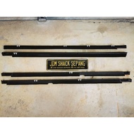 MITSUBISHI PAJERO V44 DOOR MOULDING