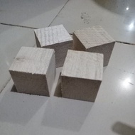 Balsa Cube Wood 4x4x4cm 40mm x 40mm x 40mm Balsa Block Wooden Craft
