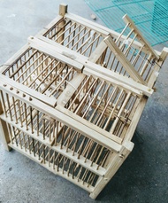 Lồng bẫy chim khuyên sâu sẻ 4 cửa chất liệu tre kích thước 25x25x25 cm