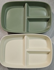 可入焗爐 微波爐 健身 減肥 分類 兒童 餐盤 Plate for keeping fit 綠色＆米色各2隻