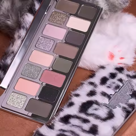 Qianyan Cheeryep 16 Color EyeShadow Palette Fluffy Shell Earthy Colors Matte Pearlescent Highlights