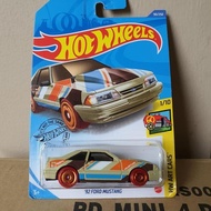 Hotwheels 92 Ford Mustang CreamOriginal