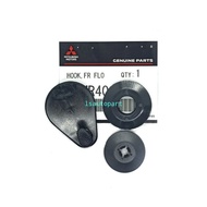 ORIGINAL MITSUBISHI LANCER EVOLUTION 123 CD9A CE9A CARPET CLIP