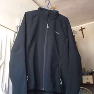 Macpac women softshell jacket size 18