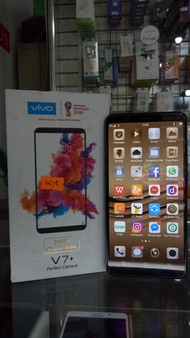 HANDPHONE SECOND VIVO V7+ 4/64