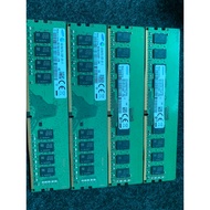 RAM DDR4 Bus 2133 2400 Disassembled