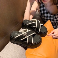 [TĂNG 1 SIZE] Dép nữ quai chéo đan TRÁI TIM trẻ trunh 3 màu