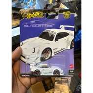 hot wheels porsche rwb