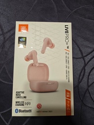 全新JBL Live Pro +