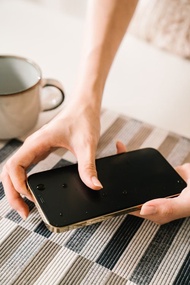 iPhone14細緻霧玻璃保護貼-玩家首選