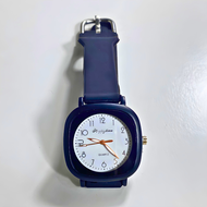 Jam Tangan Wanita Casual Analog Square Dial Leather Strap Warna-Warni 2025