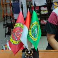 Bendera NOTARIS IPPAT INDONESIA dan Tiang kayu meja Lobang 3 Bendera