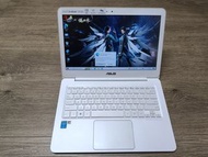 Asus ux305 m5-5y10c 8g ram 256ssd 13.3吋  office 2019