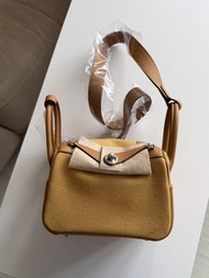 Hermès Mini Lindy Toile Goeland Veau Swift (Sesame)