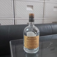 Monkey Shoulder 油瓶