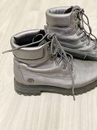 Timberland 限定版古銅銀女靴