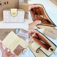 🔺coach wallet medium 🔺 กระเป๋าสตางค์ใบกลาง  wallet coach หนังpu ลายปริ้น + หนังแท้ด้านในหัวซิบ ykk  