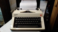 Olympia 打字機