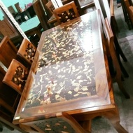 Meja makan koin kayu jati